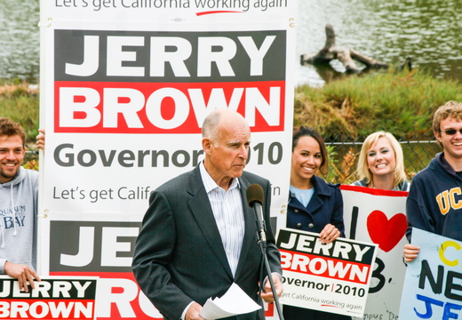 Jerry Brown Campaign Kickoff 2010-43