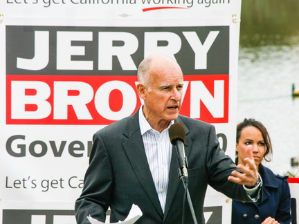 Jerry Brown Campaign Kickoff 2010-48