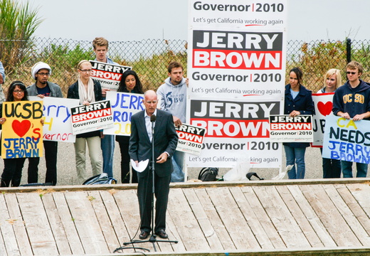 Jerry Brown Campaign Kickoff 2010-69