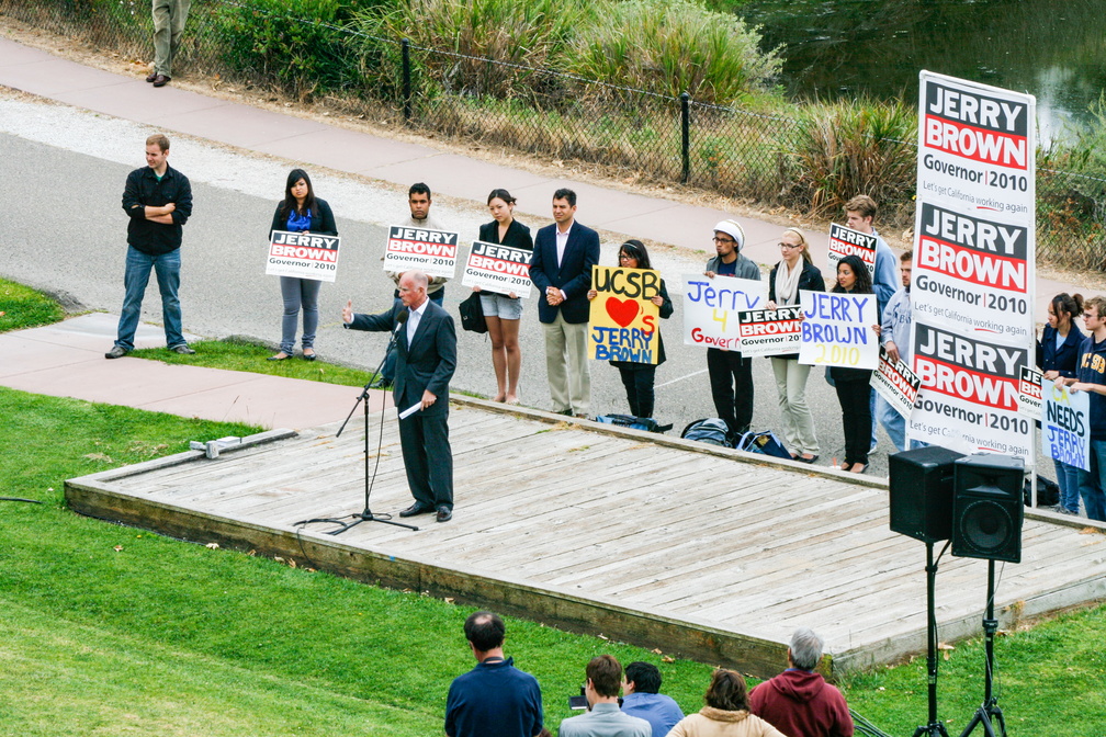 Jerry Brown Campaign Kickoff 2010-80.jpg