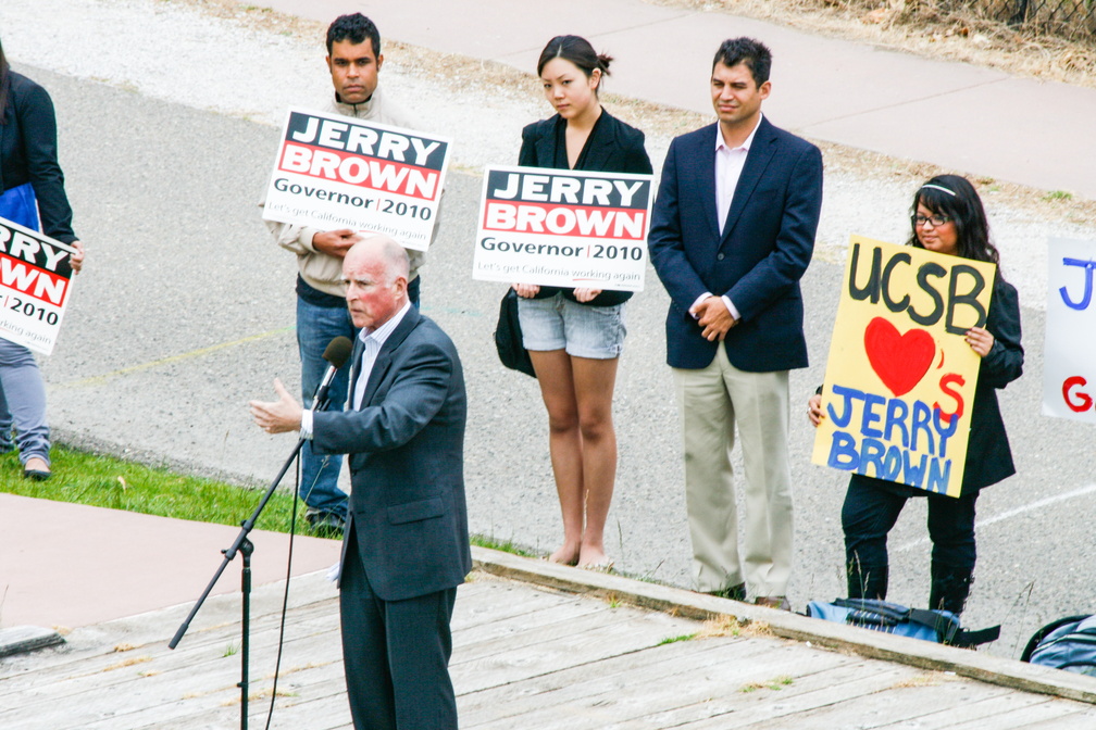 Jerry Brown Campaign Kickoff 2010-95.jpg